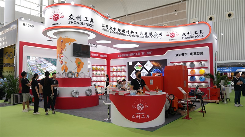 聚焦精彩的會(huì)展，聚焦完美的專(zhuān)業(yè)